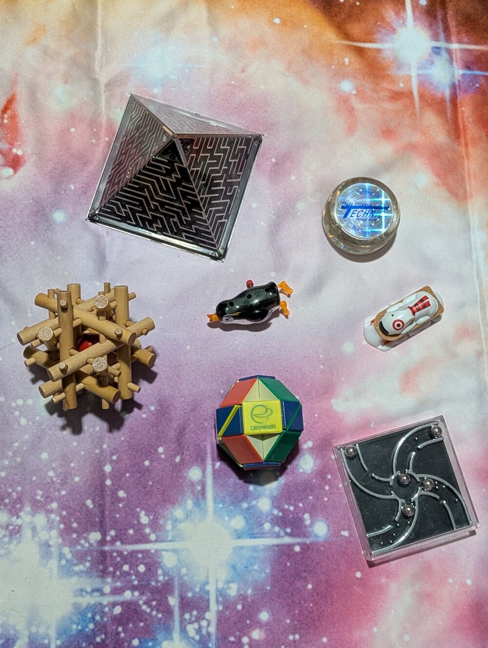 Lot Of Puzzles And Desk Toys